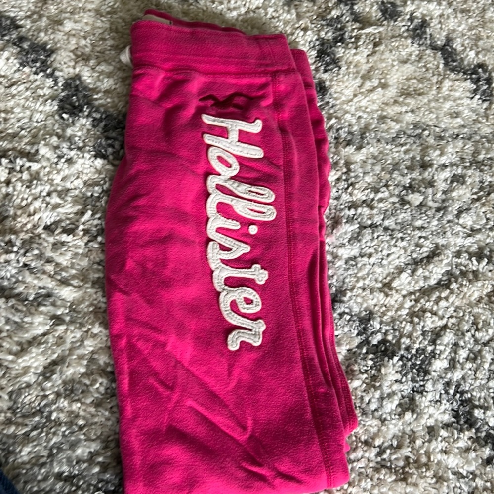 Hollister pink pants